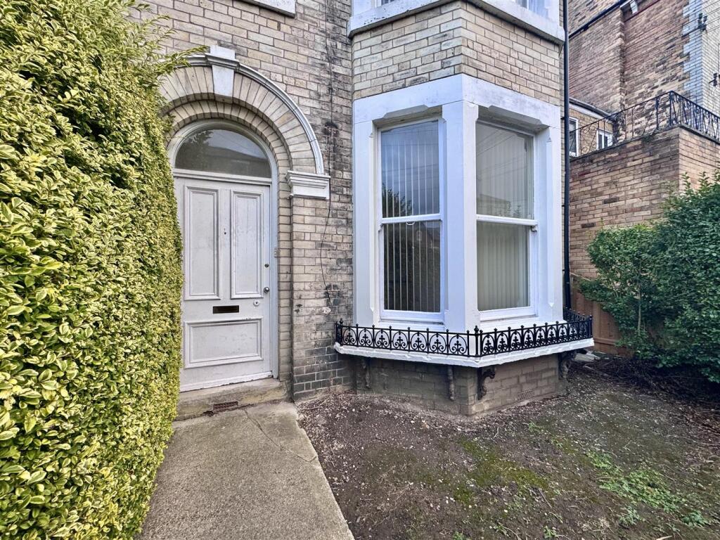 1 bed 1st Floor Flat for rent in Scarborough. From Colin Ellis Estate Agents - Scarborough 1 bed 1st Floor Flat for rent in Scarborough. From Colin Ellis Estate Agents - Scarborough