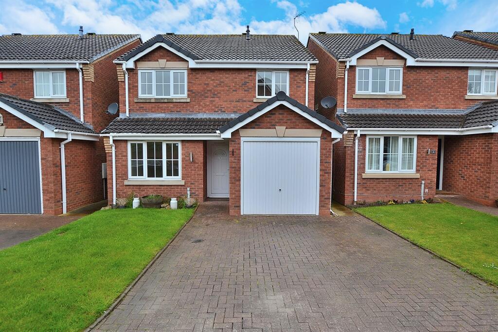 4 bed Detached House for rent in Wolverhampton. From Concentric Sales & Lettings - Wolverhampton