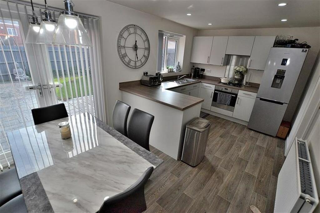3 bed Detached House for rent in Wolverhampton. From Concentric Sales & Lettings - Wolverhampton