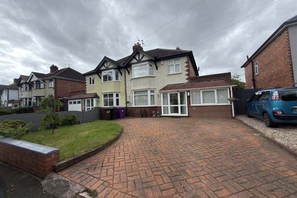 3 bed Detached for rent in Wolverhampton. From Concentric Sales & Lettings - Wolverhampton