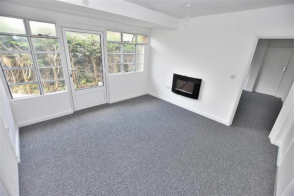 2 bed Detached bungalow for rent in Broseley. From Concentric Sales & Lettings - Wolverhampton 2 bed Detached bungalow for rent in Broseley. From Concentric Sales & Lettings - Wolverhampton