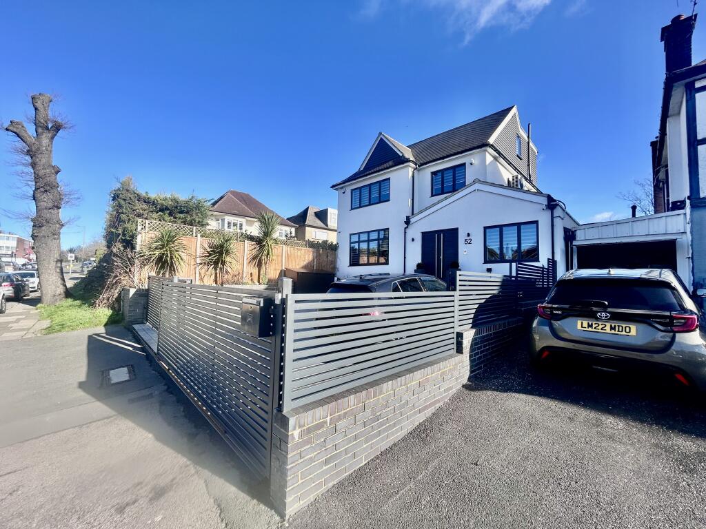 4 bed Detached House for rent in Stanmore. From Connells Lettings - Harrow