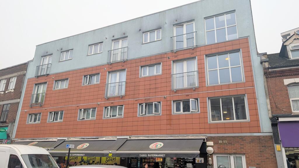 1 bed Apartment for rent in Kenton. From Connells Lettings - Harrow