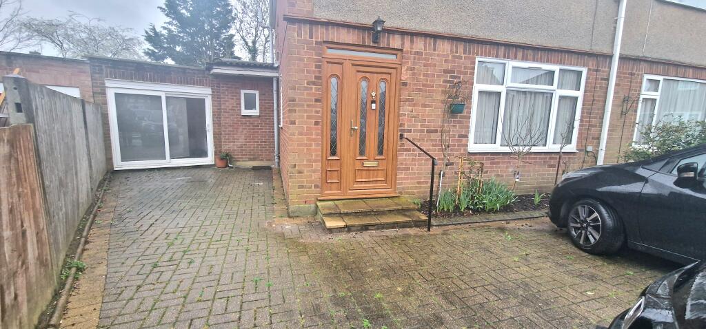 1 bed Detached House for rent in Watford. From Connells Lettings - Watford