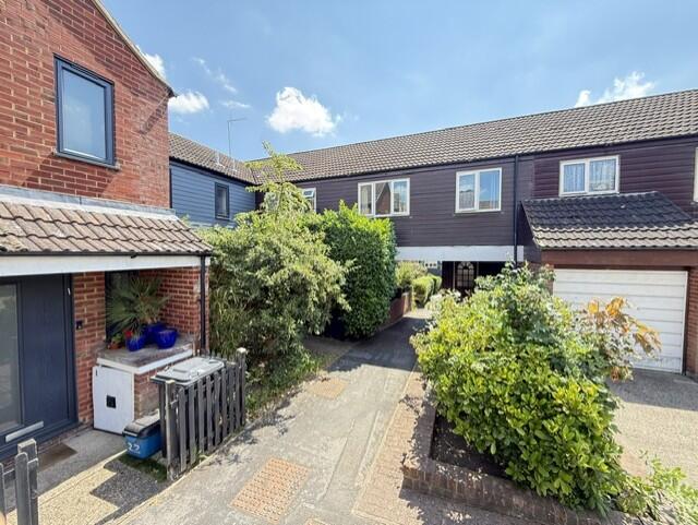 3 bed Detached for rent in Bushey. From Connells Lettings - Watford 3 bed Detached for rent in Bushey. From Connells Lettings - Watford