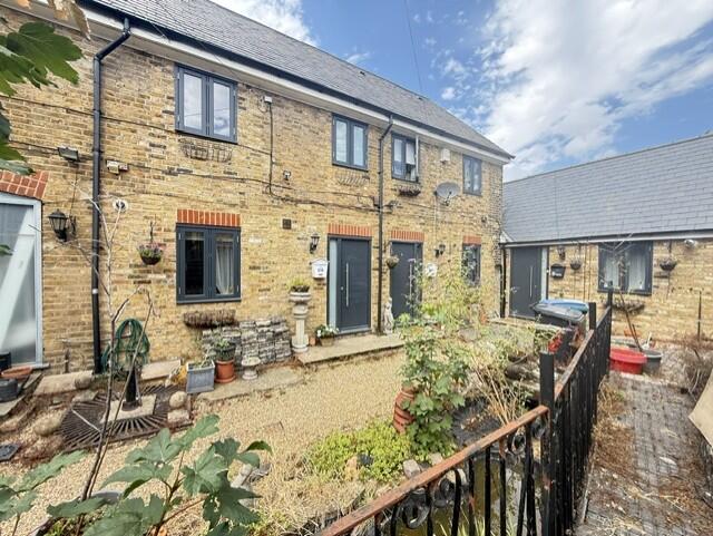 2 bed Detached for rent in Watford. From Connells Lettings - Watford 2 bed Detached for rent in Watford. From Connells Lettings - Watford