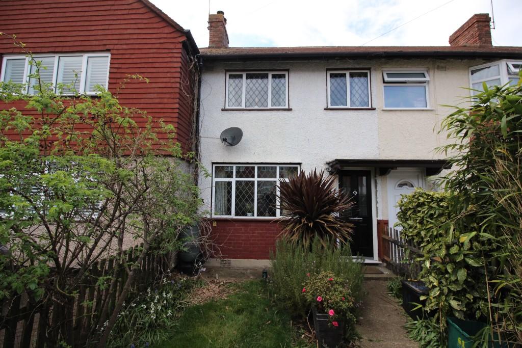 2 bed Mid Terraced House for rent in Worcester Park. From Connor Prince - Worcester Park