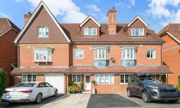 4 bed Town House for rent in Worcester Park. From Connor Prince - Worcester Park