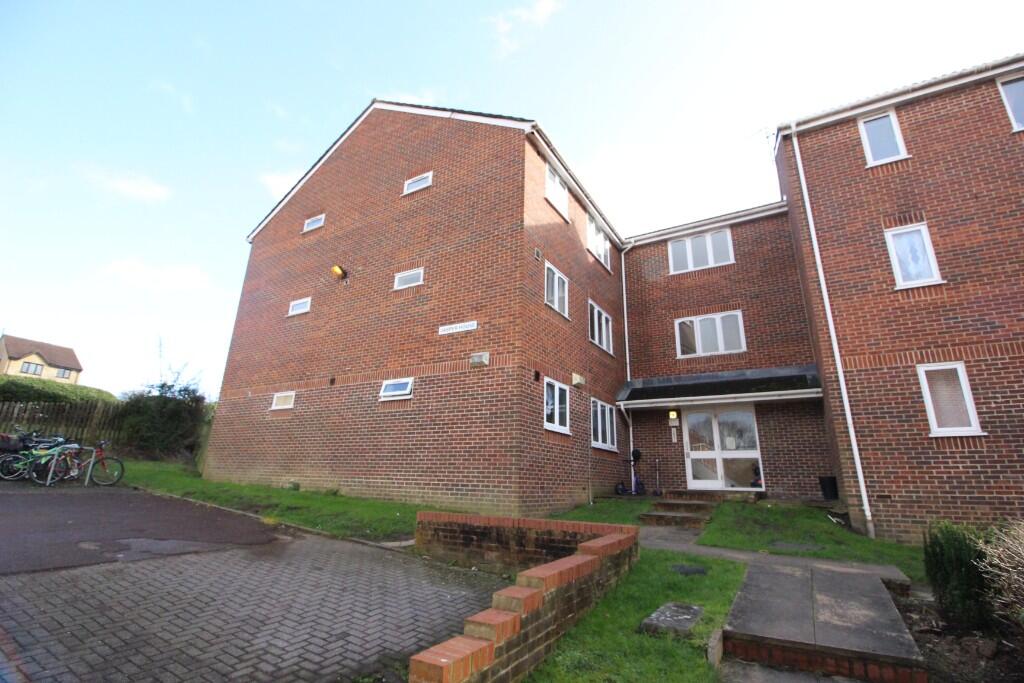 1 bed 1st Floor Flat for rent in Worcester Park. From Connor Prince - Worcester Park 1 bed 1st Floor Flat for rent in Worcester Park. From Connor Prince - Worcester Park