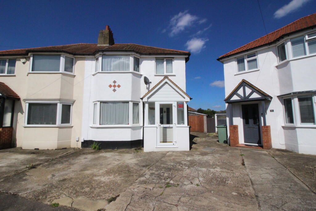 4 bed Semi Detached for rent in Worcester Park. From Connor Prince - Worcester Park 4 bed Semi Detached for rent in Worcester Park. From Connor Prince - Worcester Park