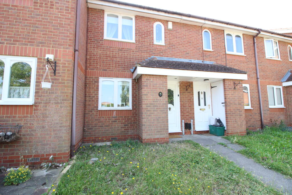 2 bed Mid Terraced House for rent in Worcester Park. From Connor Prince - Worcester Park 2 bed Mid Terraced House for rent in Worcester Park. From Connor Prince - Worcester Park