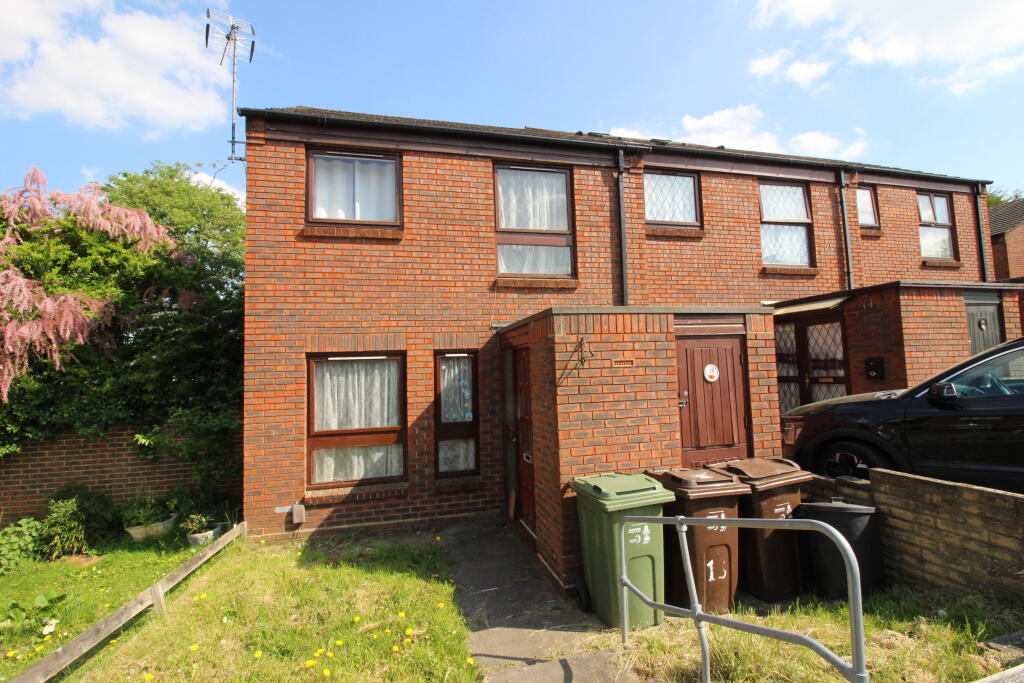 3 bed End of Terrace for rent in Worcester Park. From Connor Prince - Worcester Park 3 bed End of Terrace for rent in Worcester Park. From Connor Prince - Worcester Park