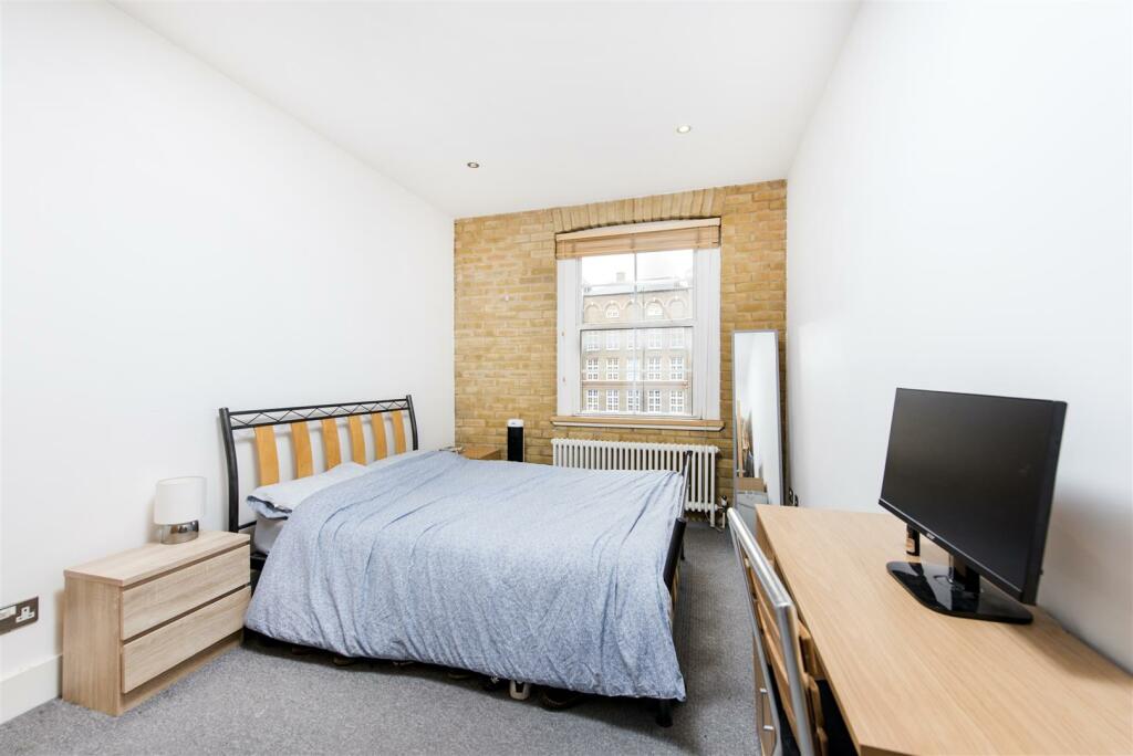 2 bed Apartment for rent in London. From Coopers - london