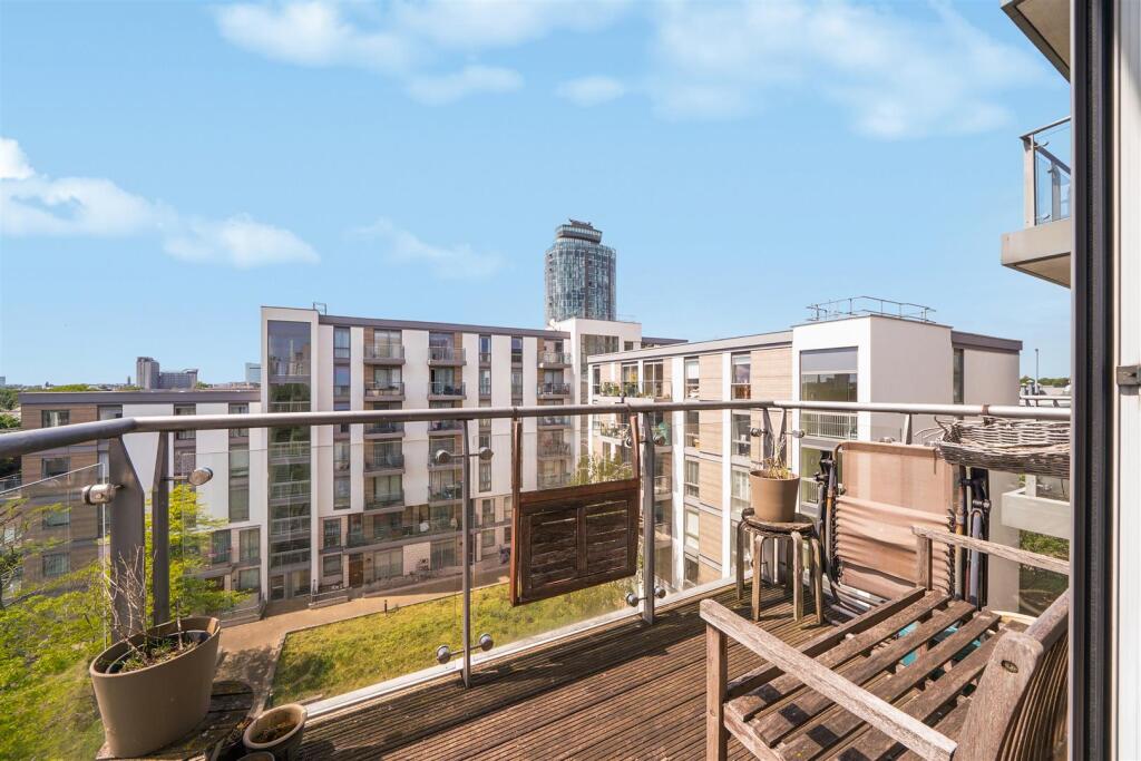 1 bed 1st Floor Flat for rent in Brentford. From Coopers - London