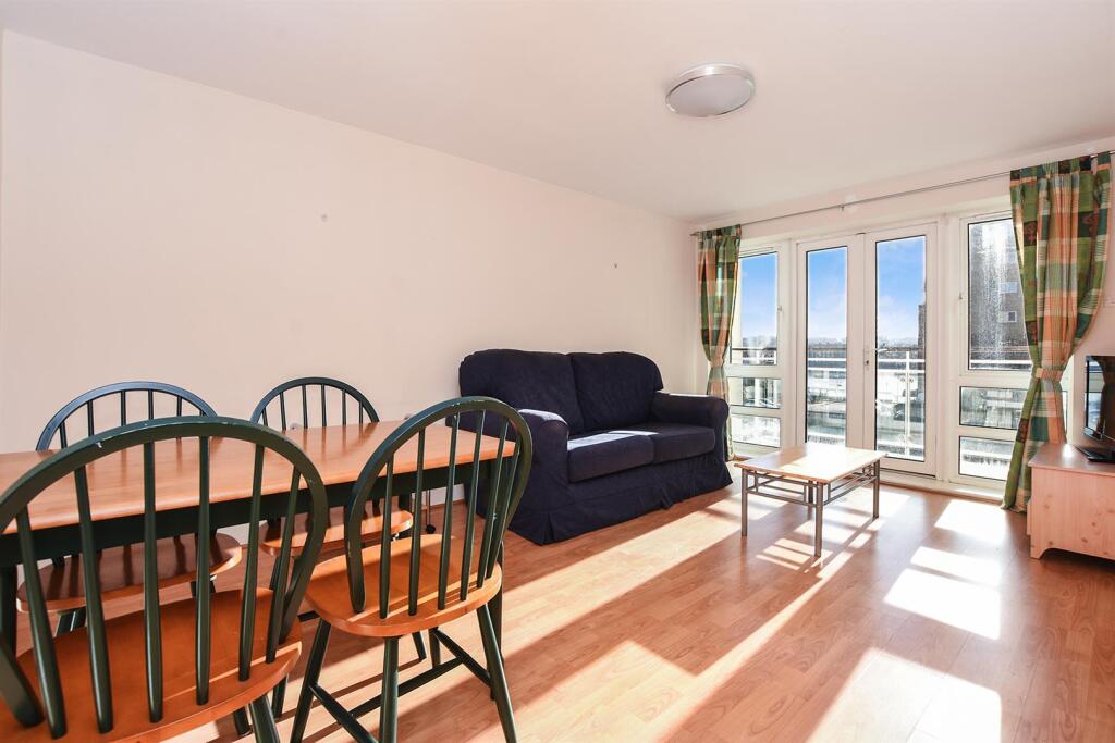 2 bed Apartment for rent in London. From Coopers - London 2 bed Apartment for rent in London. From Coopers - London
