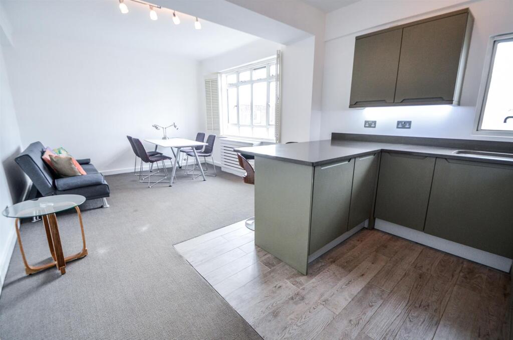 1 bed 1st Floor Flat for rent in London. From Coopers - London 1 bed 1st Floor Flat for rent in London. From Coopers - London