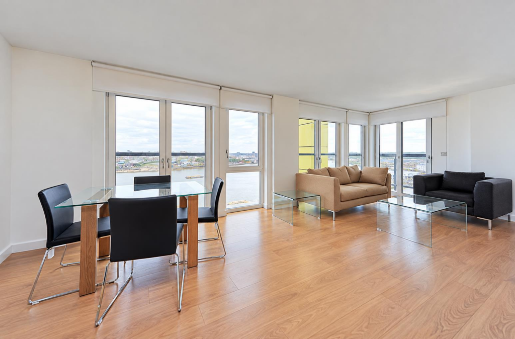 3 bed Apartment for rent in London. From Coopers - London