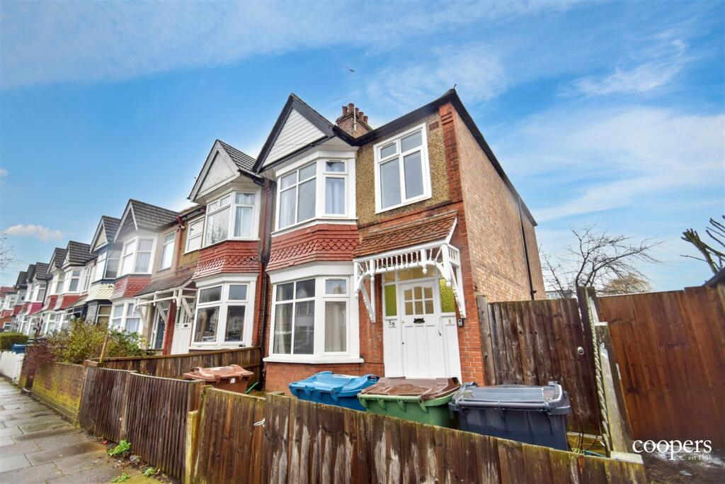 3 bed End of Terrace for rent in Harrow. From Coopers - Pinner