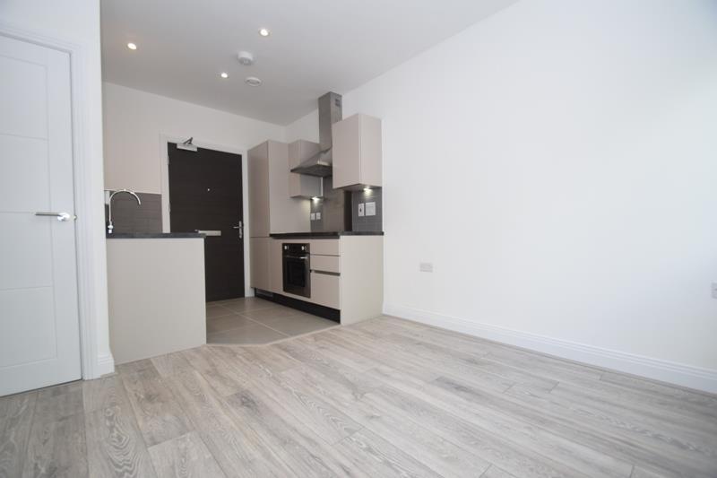 1 bed Apartment for rent in Northwood. From Coopers - Pinner