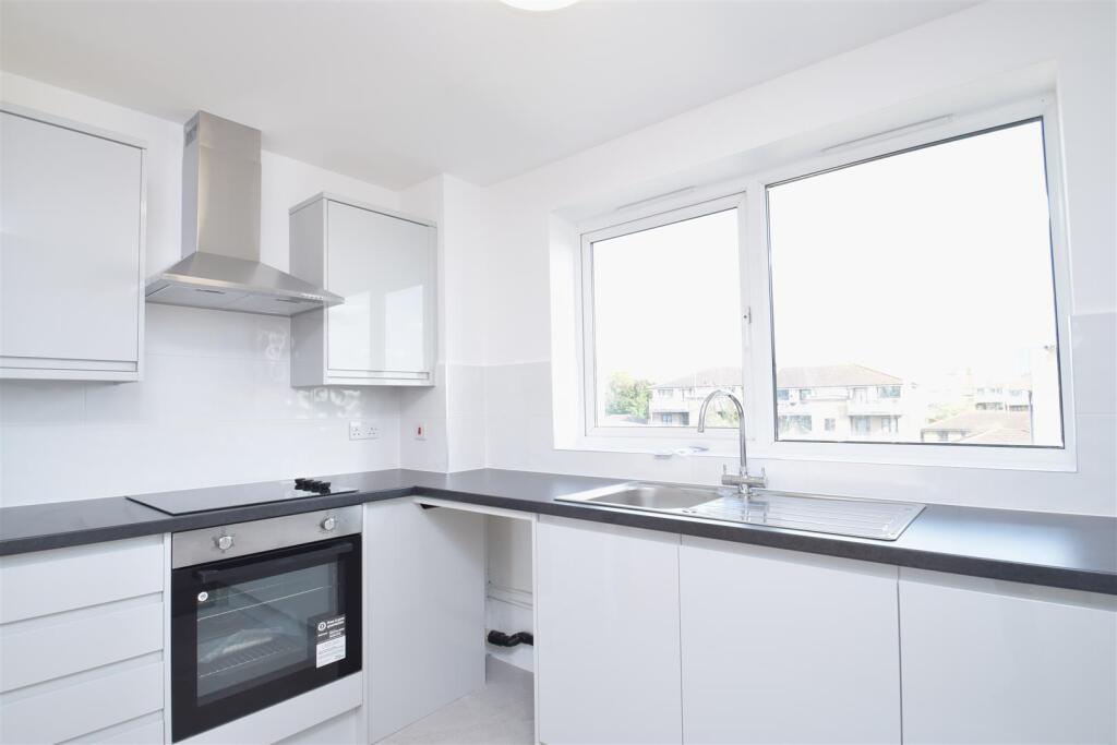 2 bed Apartment for rent in Wembley. From Coopers - Pinner 2 bed Apartment for rent in Wembley. From Coopers - Pinner