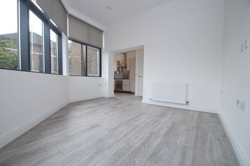 1 bed Apartment for rent in Northwood. From Coopers - Pinner