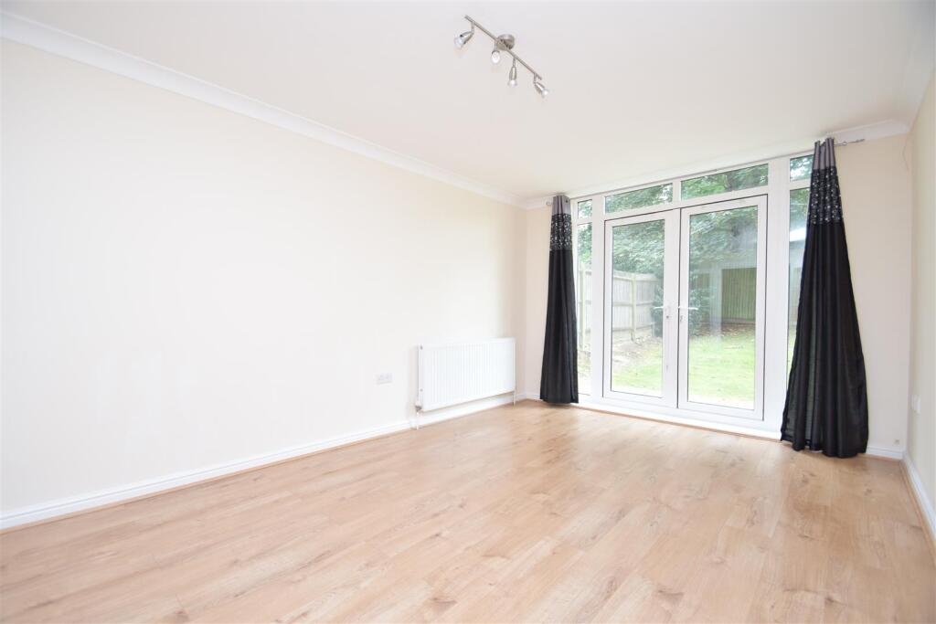 2 bed 1st Floor Flat for rent in Watford. From Coopers - Pinner 2 bed 1st Floor Flat for rent in Watford. From Coopers - Pinner
