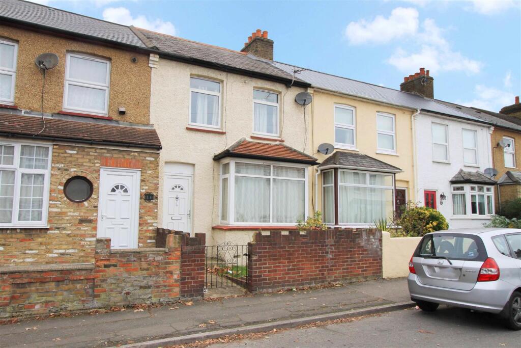 2 bed Mid Terraced House for rent in Uxbridge. From Coopers - Uxbridge