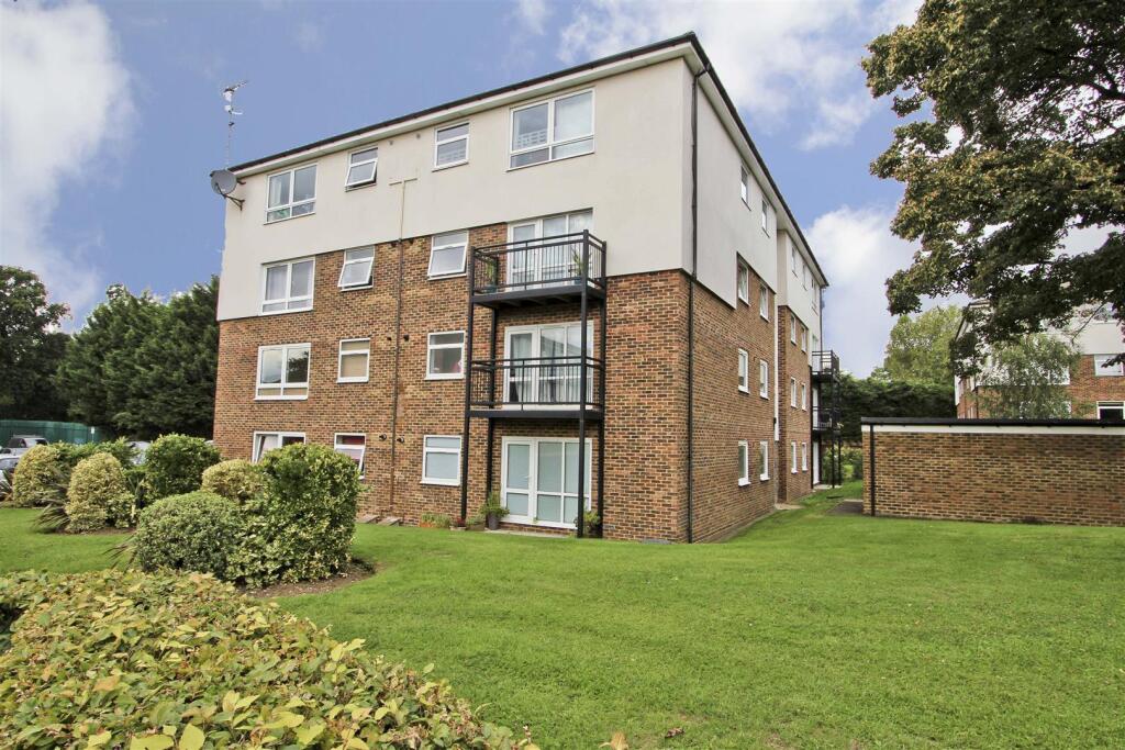 2 bed Apartment for rent in Uxbridge. From Coopers - Uxbridge 2 bed Apartment for rent in Uxbridge. From Coopers - Uxbridge