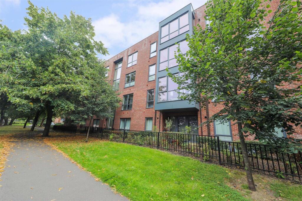 1 bed Apartment for rent in Uxbridge. From Coopers - Uxbridge 1 bed Apartment for rent in Uxbridge. From Coopers - Uxbridge