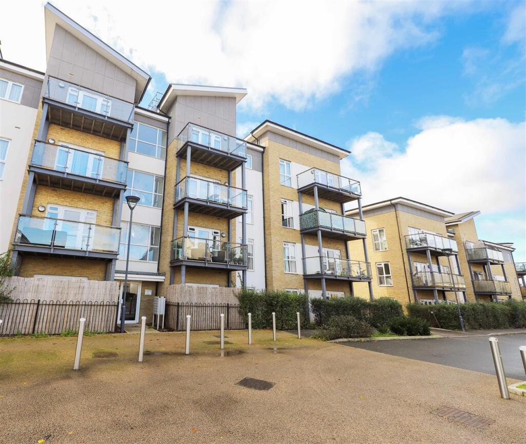 1 bed Apartment for rent in West Drayton. From Coopers - Uxbridge 1 bed Apartment for rent in West Drayton. From Coopers - Uxbridge