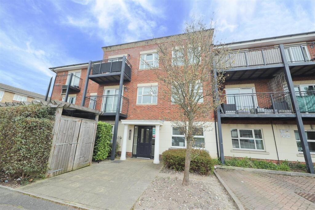 1 bed Apartment for rent in Uxbridge. From Coopers - Uxbridge