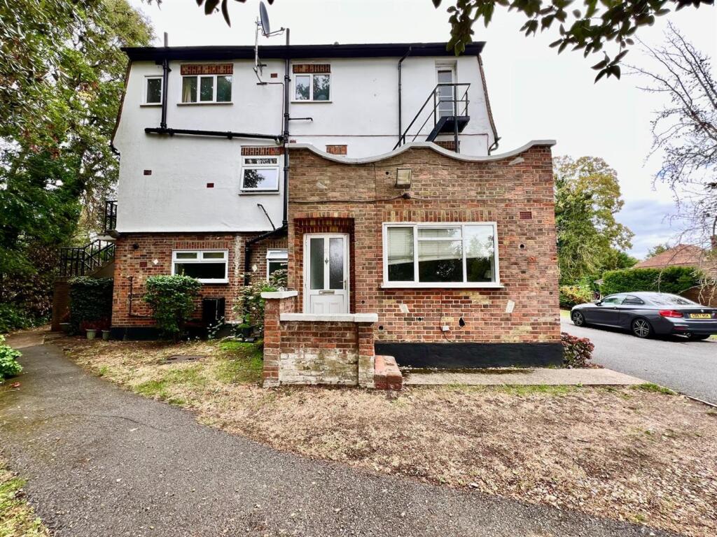1 bed Apartment for rent in Uxbridge. From Coopers - Uxbridge 1 bed Apartment for rent in Uxbridge. From Coopers - Uxbridge