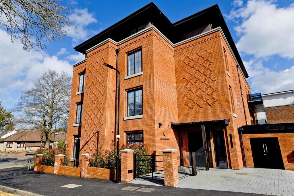 2 bed Apartment for rent in London. From Coppermills - Walthamstow & Leyton