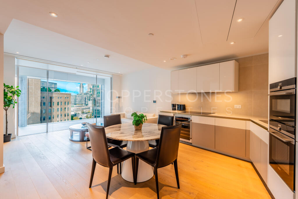 3 bed Apartment for rent in London. From Copperstones - London
