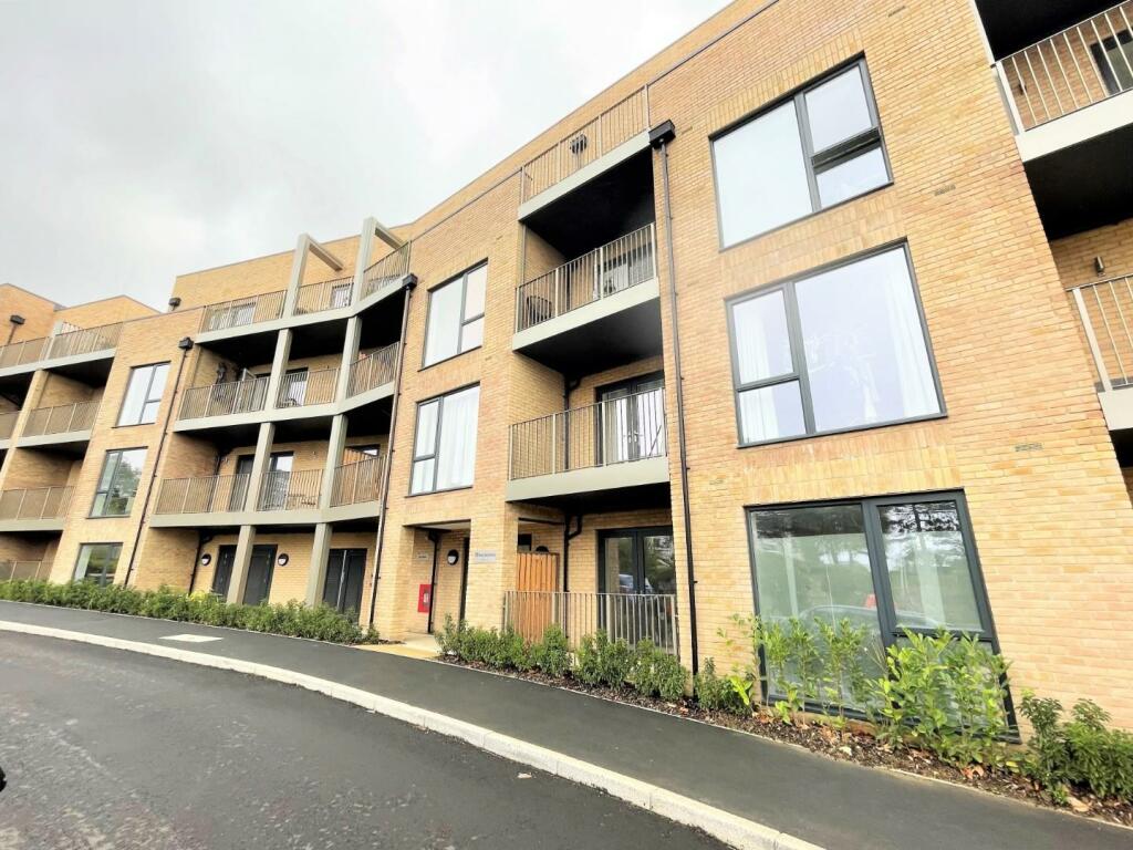 2 bed Apartment for rent in Finchley. From Cosway Estates - Mill Hill