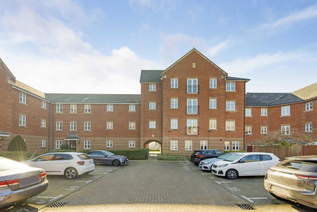 2 bed 1st Floor Flat for rent in Finchley. From Cosway Estates - Mill Hill