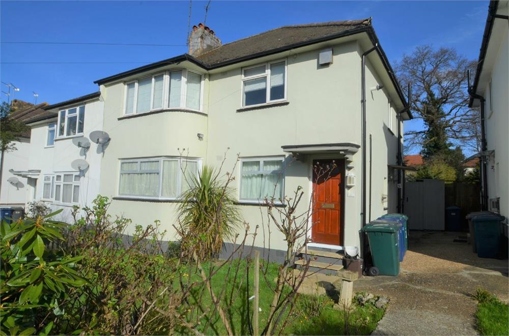 2 bed Annexe for rent in Arkley. From Cosway Estates - Mill Hill
