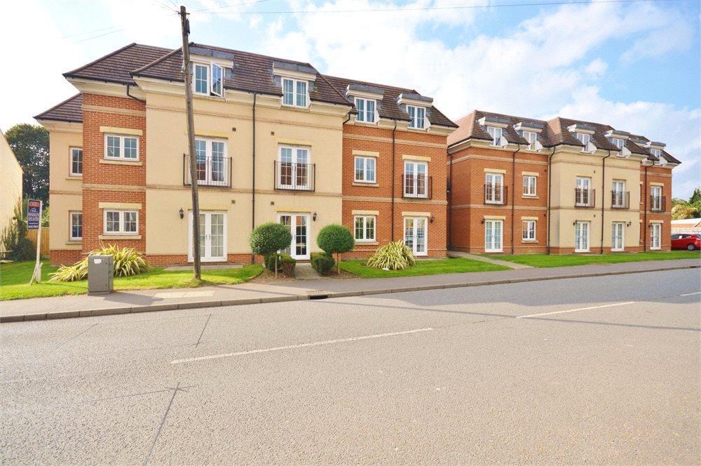 2 bed Apartment for rent in Rucklers Lane. From Cosway Estates - Mill Hill