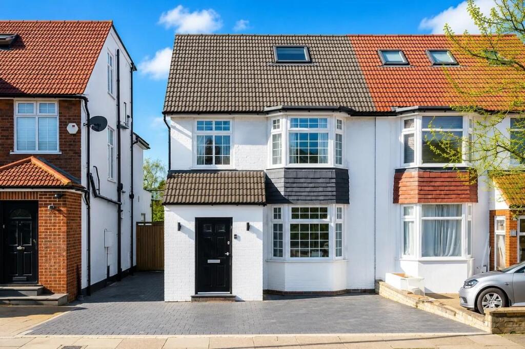 4 bed Semi Detached for rent in Stanmore. From Cosway Estates - Mill Hill