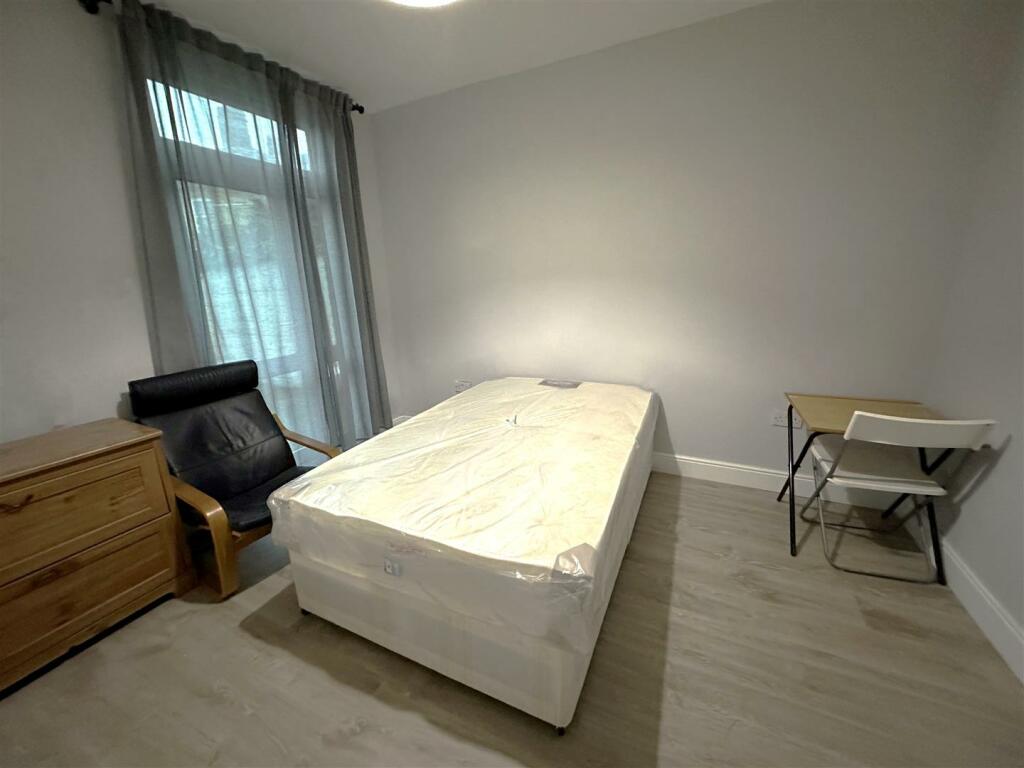 0 bed Room for rent in Wood Green. From Coultons - North Chingford