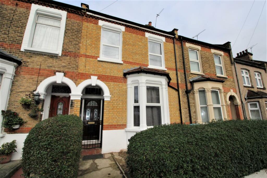 5 bed Mid Terraced House for rent in London. From Coultons - North Chingford