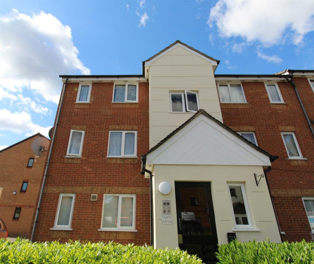 1 bed Apartment for rent in Edmonton. From Coultons - North Chingford