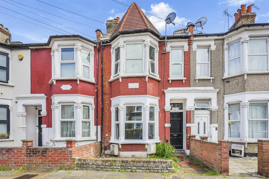2 bed Apartment for rent in Tottenham. From Coultons - North Chingford