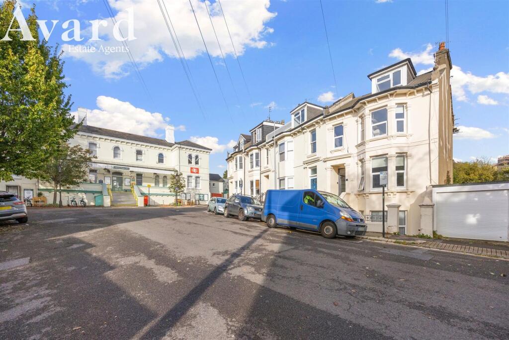1 bed 1st Floor Flat for rent in Brighton and Hove. From Avard Estate Agents - Brighton