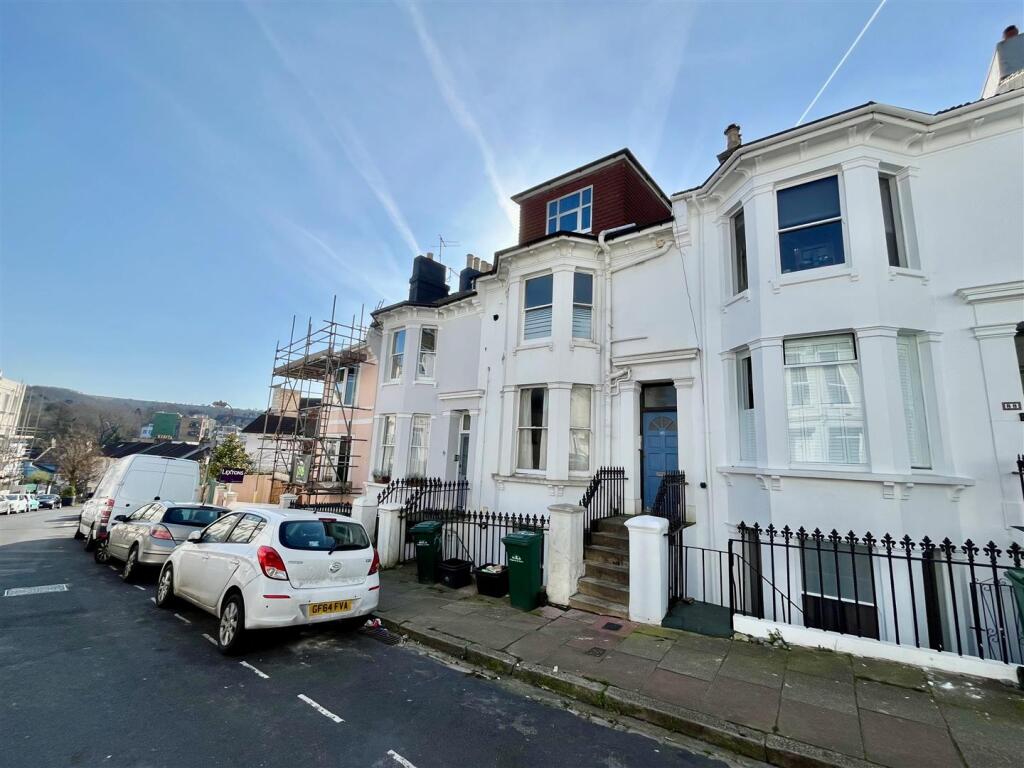 1 bed 1st Floor Flat for rent in Ovingdean. From Avard Estate Agents - Brighton 1 bed 1st Floor Flat for rent in Ovingdean. From Avard Estate Agents - Brighton