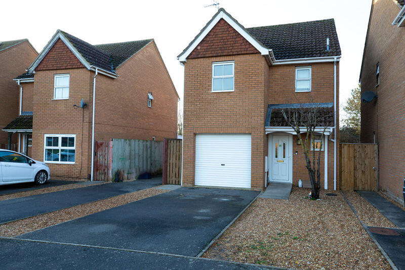3 bed Detached for rent in March. From Award Property - Cambridge