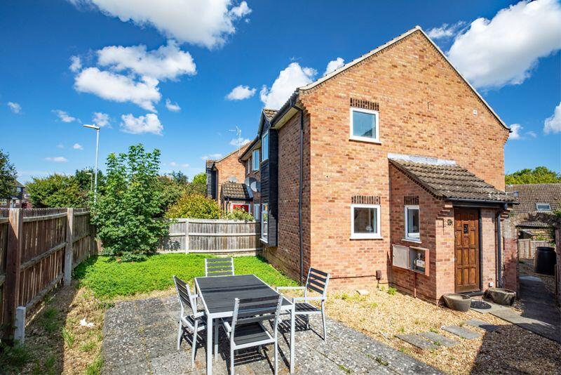 2 bed Semi Detached for rent in Bar Hill. From Award Property - Cambridge
