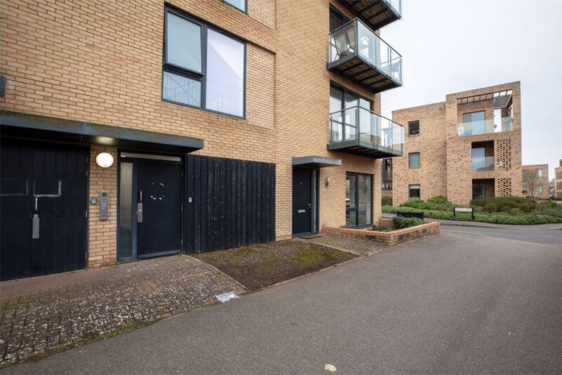 2 bed 1st Floor Flat for rent in Cambridge. From Award Property - Cambridge