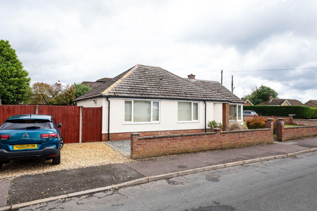 3 bed Bungalow for rent in Brandon. From Award Property - Cambridge 3 bed Bungalow for rent in Brandon. From Award Property - Cambridge