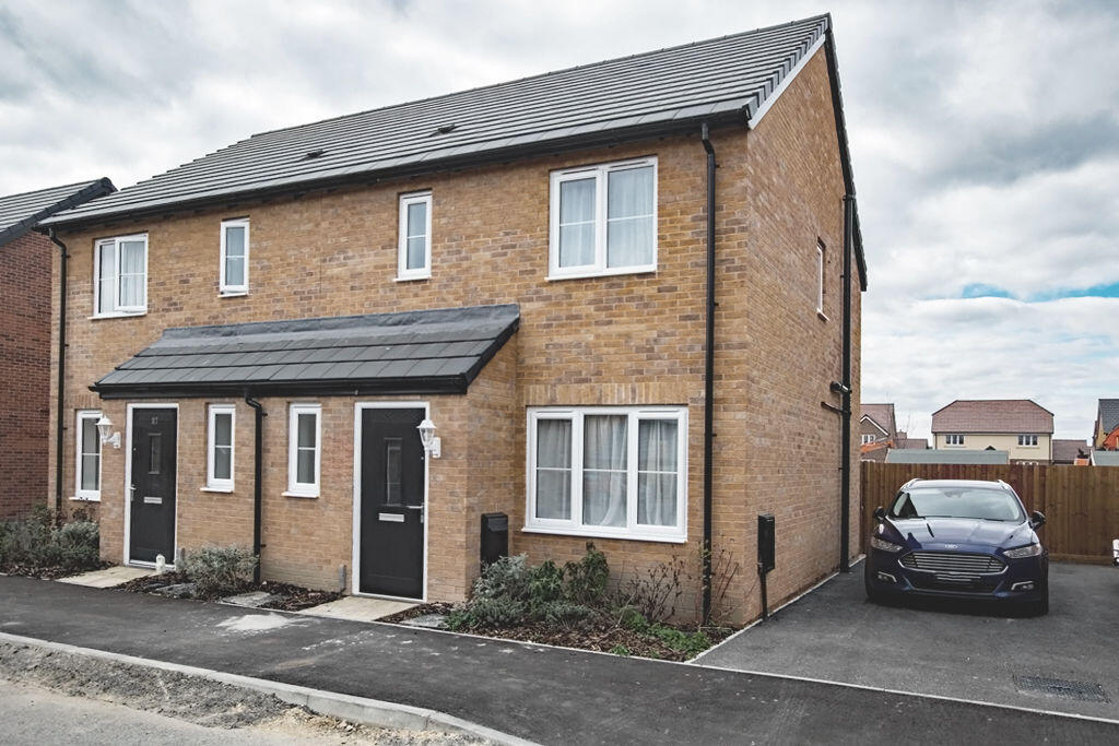 3 bed Semi Detached for rent in Commercial End. From Award Property - Cambridge 3 bed Semi Detached for rent in Commercial End. From Award Property - Cambridge